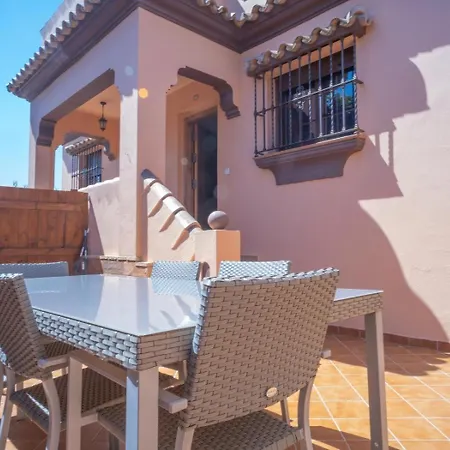 Casa Cerca Del Pueblo Familias