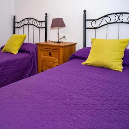 Casa Cerca Del Pueblo Familias Apartment *